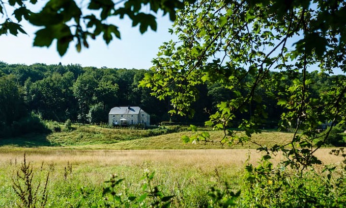 Couvin House | Les Hauts de l'Eau Noire