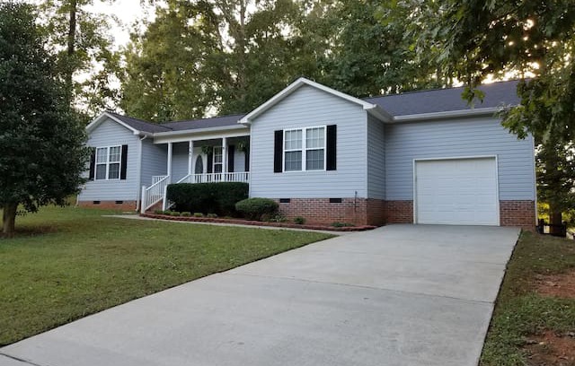 Troutman House | The Blue House In Troutman