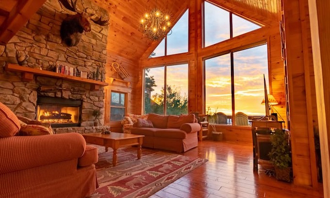 McGaheysville Cabin | Shenandoah Peak: Your Private Home Away From Home