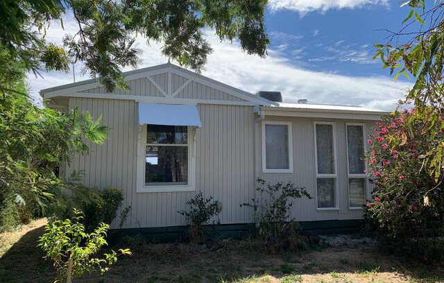 Clunes House | Apple Tree House, Clunes Victoria.