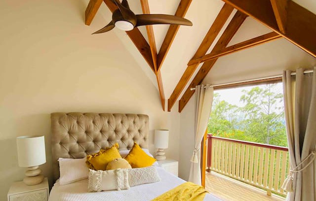 Eagle Heights Cabin | Daisy Cottage - Relax -Unwind -Enjoy -Mt Tamborine