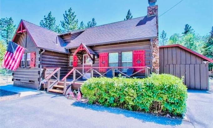 Big Bear City Cabin | Rexford’s Retreat~ R&R with STYLE and Comfort.