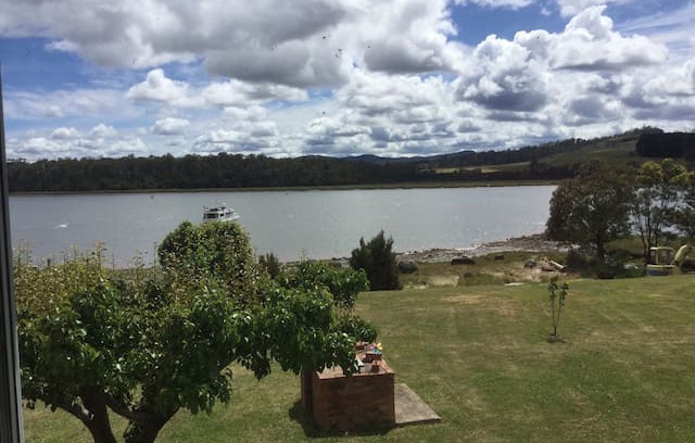 Northern Tasmania House | Nelson's Cottage