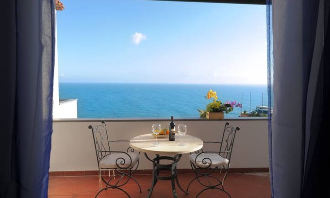 Praiano Apartment | House Blue Moon in the heart of the Amalfi Coast