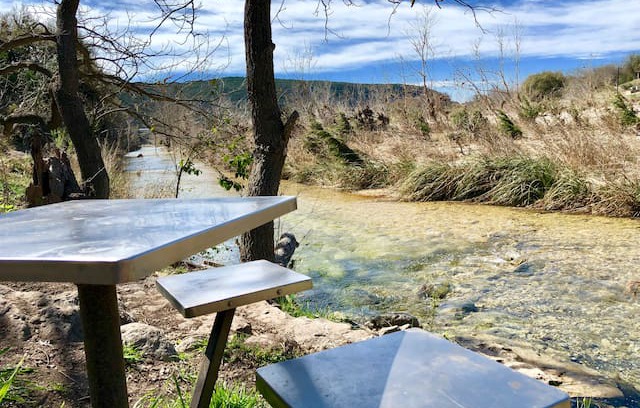 Leakey Cabin | La Sandillita on the Frio