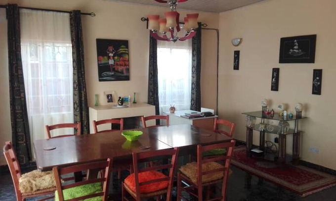 Victoria Falls House | Shalom Guest house...