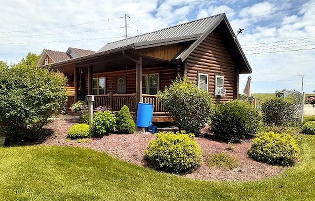 West Union Cabin | Cozy Log cabin, separate residence on hwy 18