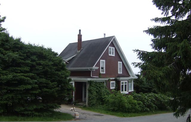 Lunenburg House | Schooner Captain's House