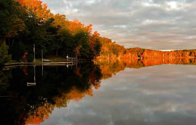 Whitehall House | Sunfish Cottage on Duck Lake