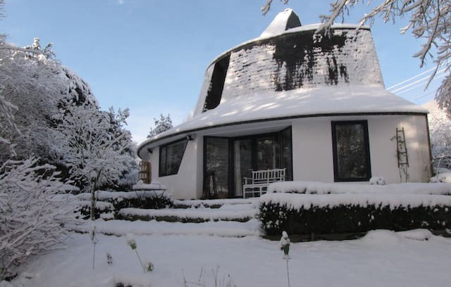 Tilff House | "La maison champignon", "The mushroom house" Tilff