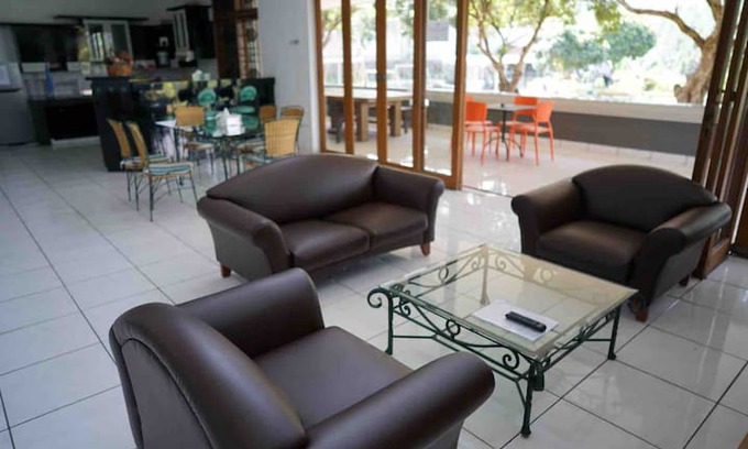 Lembang Villa | Vila Lengkeng up to 15 ppl, 4Bedrm,WIFI,SMART TV