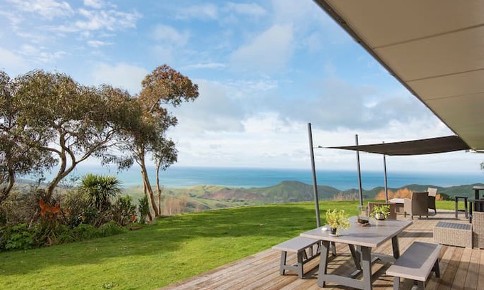 Porangahau Other | Whare with a view