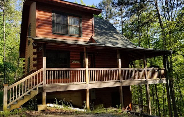 Ellijay Cabin | Four Winds Lodge & Hot Tub, Pool Now Open!