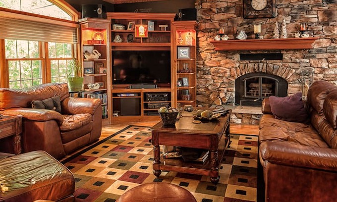 Black River Falls House | Casa Bella Rosa - Private Custom 100 acre Estate