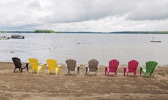 Drummond-North Elmsley Cabin | Cottage @McCreary's Beach Resort Ottawa 45 minutes