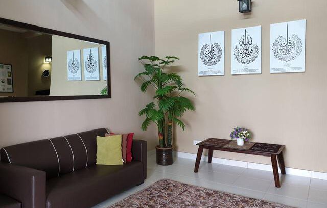 Bukit Baru House | LindaNazri Homestay MITC Melaka