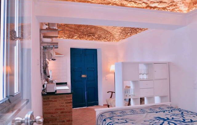Olhao House | 120 year old little gem of a Fishermans cottage