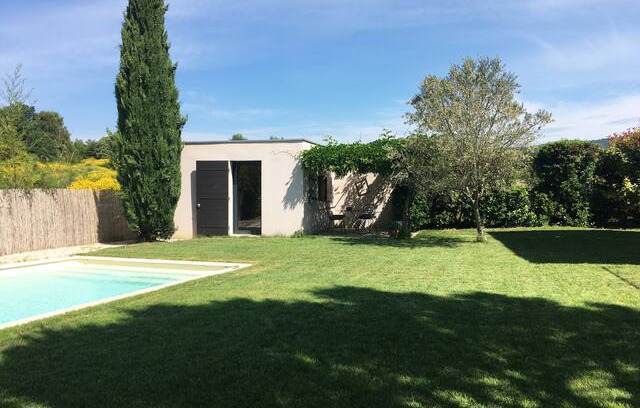 Vaison-la-Romaine Bed & Breakfast | Chambre d'hôtes La Maison Blanche