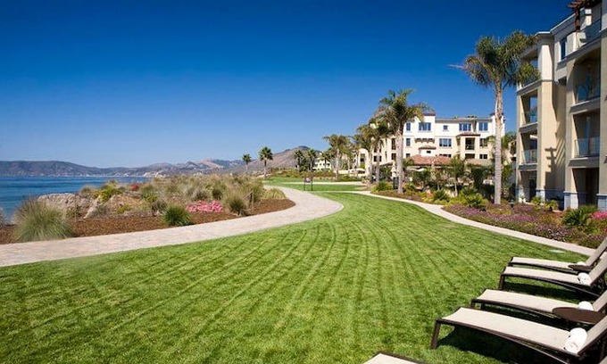 Pismo Beach Resort | Dolphin Bay Resort and Spa - 1 Bedroom Partial Ocean View