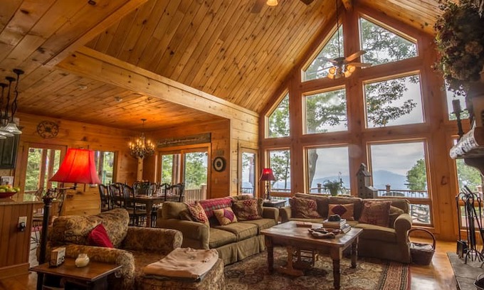 Boone Cabin | Innspiration - Boone home with Hot Tub - 4 King Beds - Fenced Yard - Great Views