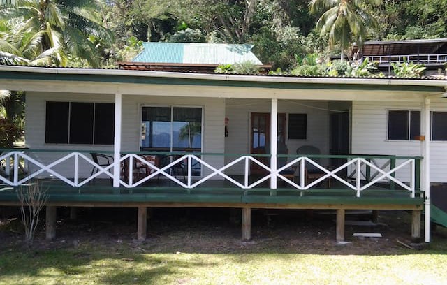 Savusavu House | Sekoula House