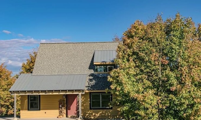 Mancelona Cabin | Maple Ridge Cabins - Maple View