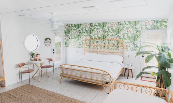 Upper Grand Lagoon House | The Green Banana Studio
