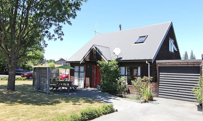 Hanmer Springs House | Spring Grove House