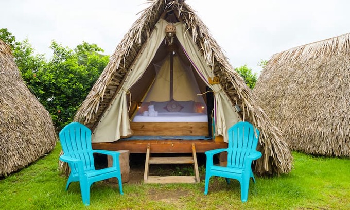 Las Escobas del Venado Hotel | Selina Playa Venao - Tepee Tent