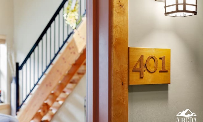 Kellogg Apartment | STAY HERE! - Alpine Village Resort Condo