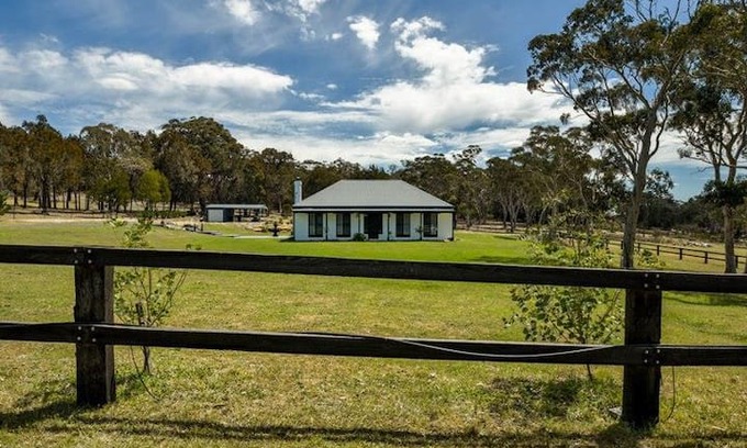 Tallong House | Blackbird estate - spacious highlands getaway