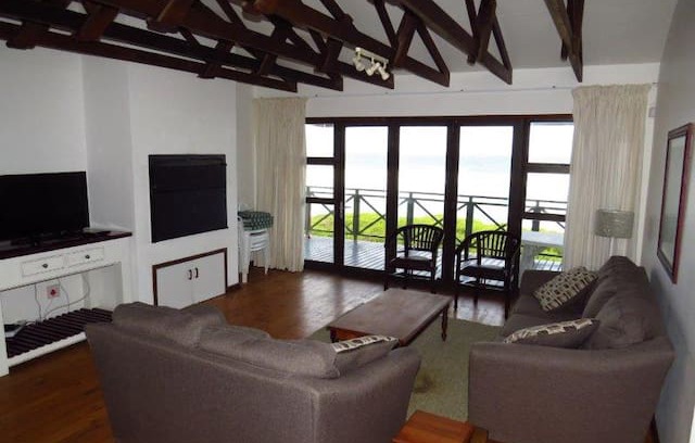 Bothastrand House | 49 Kloof (11 Seekant)