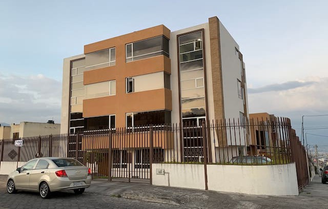 Parroquia Huachi Chico Apartment | Villa Palermo 2 - Luxury Apartment for 4