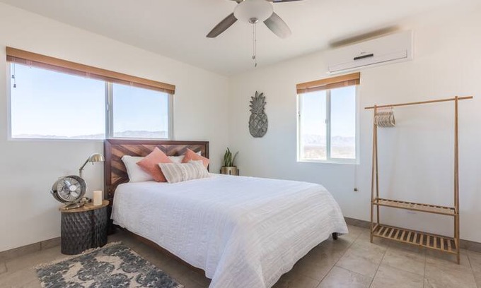 Wonder Valley House | *Private Hot Springs* Chaparral Cabin