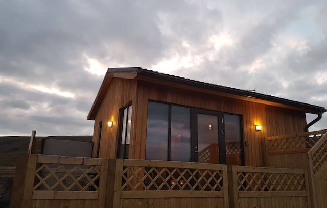 Reykholt House | Ystumóar 3. Cabin for 2-3 with kitchen and hot tub