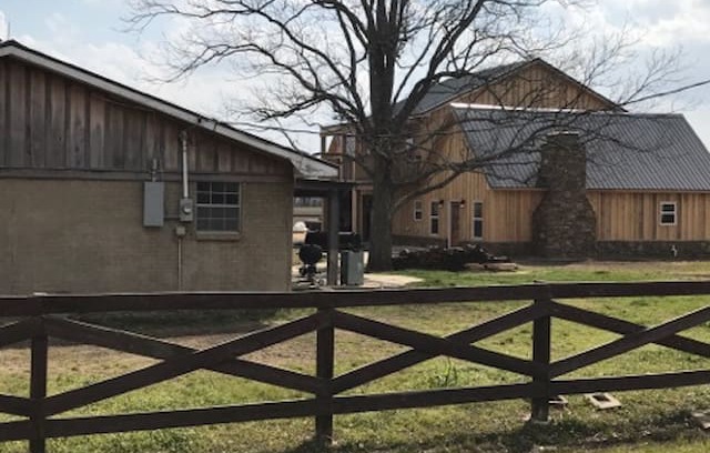 Dundee House | The Barn at Twin Oaks Lodge - entire lodge