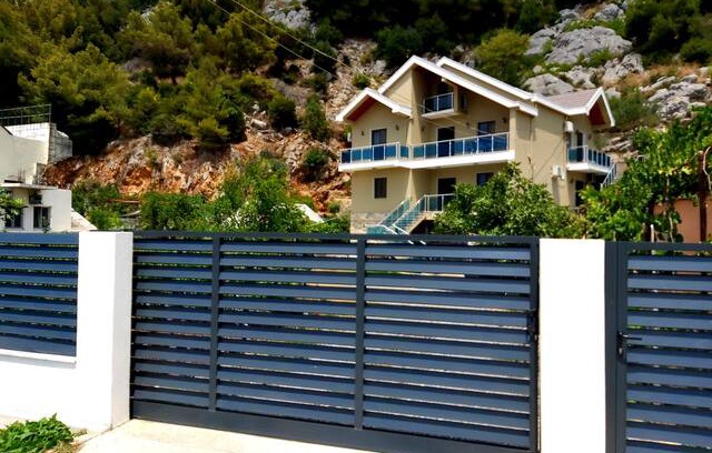 Skataj Villa | Paradise's House In Shengjin
