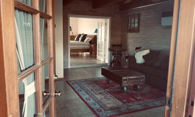 Tanque Verde House | Burns Ranch Casita, privacy in the foothills.