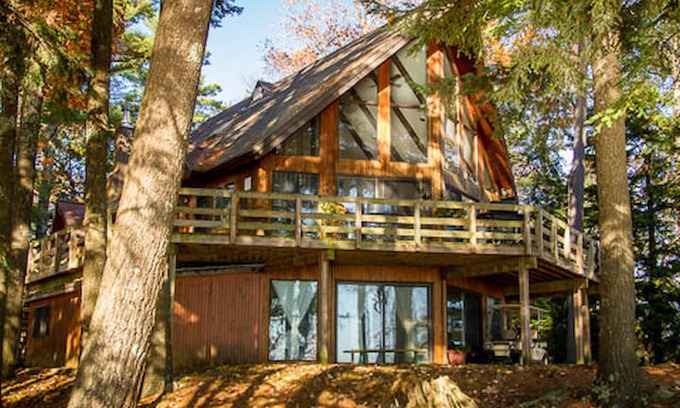 South Casco House | Point Sebago Resort - Island Lodge
