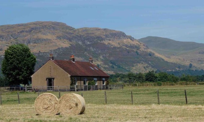 Tillicoultry Cabin | Ash Tree Cottage, Broom Farm