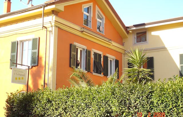 Pugliola House | B&B I GIRASOLI