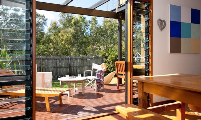 Marcoola House | Funky Beachfront House at Marcoola