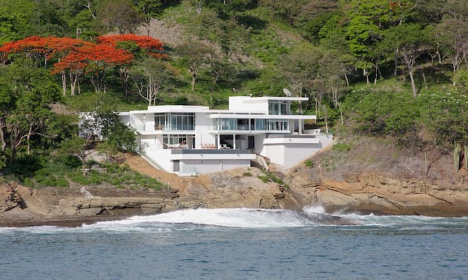 Paradise Bay Villa | Rocas y Olas