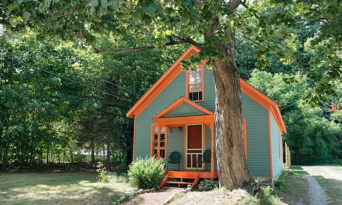 Elberta Cabin | Maple Tree Cottage