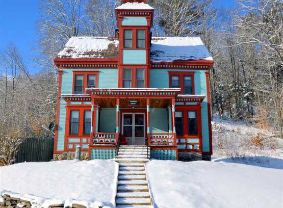 Ludlow House | Experience Vermont in the Legendary Chapman House!