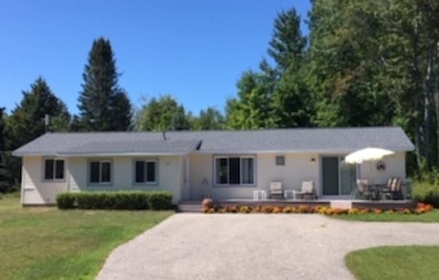 Mullett Lake House | "The Yellow House" - Mullett Lake