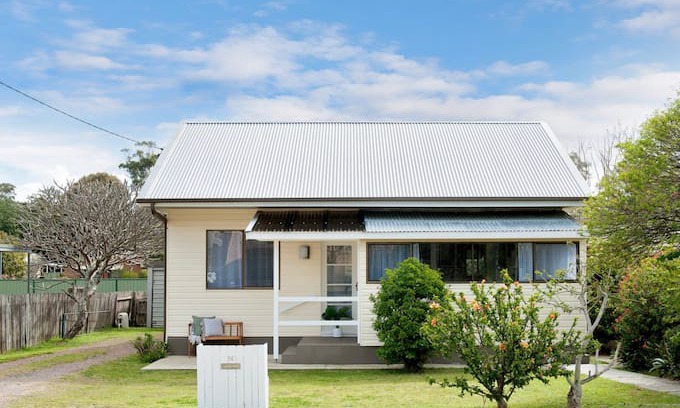 Shoal Bay House | Anchored in the Bay @ Shoal Bay