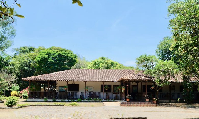 Jamundi Cabin | FINCA GUADALAJARA