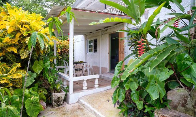 Ocho Rios House | Studio apartment in Exchange.
