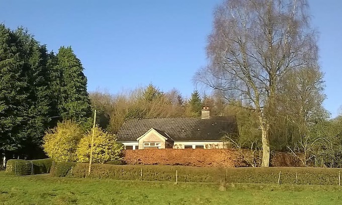 Mount Nugent Cabin | Arley, by Lough Sheelin, Crover Co Cavan / Meath